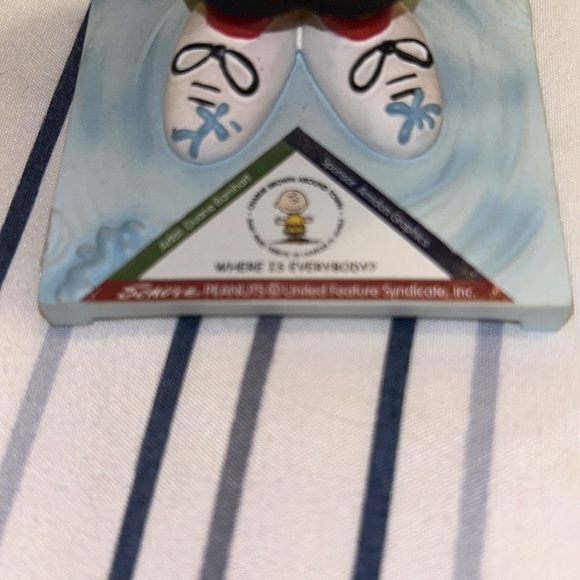 🎊Charlie Brown Around Town figurine - Picture 4 of 7